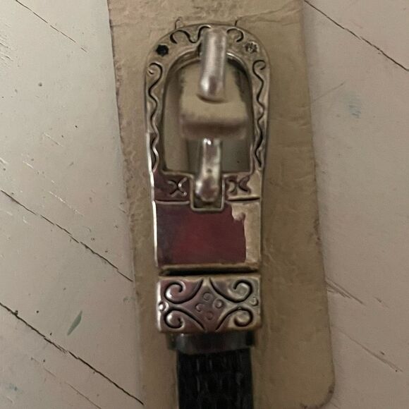 NWT! 9” Nuo Cen unisex 0.25” wide black leather adjustable buckle clasp braceet - Picture 6 of 10